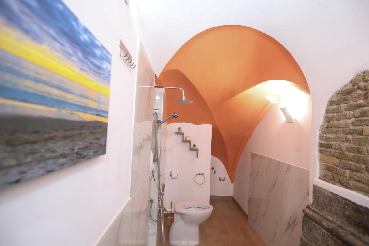 Ferienwohnung L'Antico Borgo Angioino Neapel Exterior foto